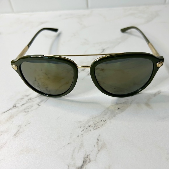 AUTHENTIC Versace Men's Sunglasses 4341 5262/4T - Green Aviator w/ Gold Accents - Picture 1 of 11
